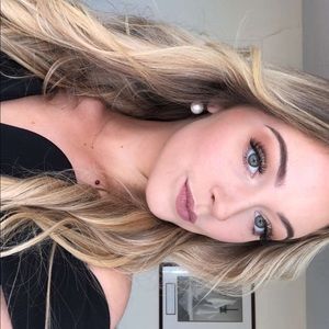 Meet your Posher, Zoe